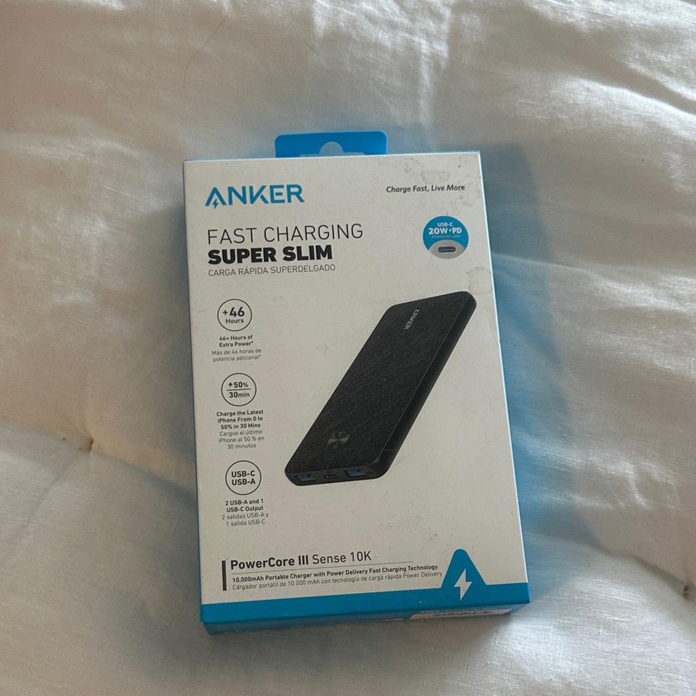 Anker PowerCore III Sense 10K - Black and Blue
